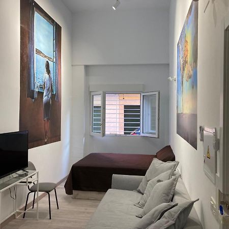 Golondrinas De Malaga "Apartamentos Con Mucho Arte" Y Terraza Solarium En Coliving Exterior foto