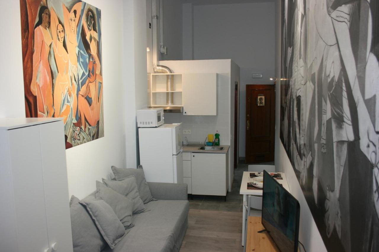Golondrinas De Malaga "Apartamentos Con Mucho Arte" Y Terraza Solarium En Coliving Exterior foto